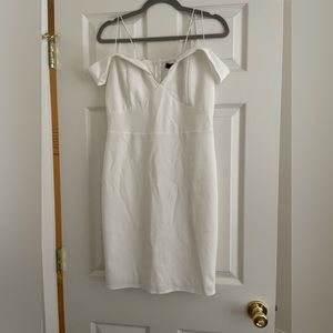 Worn once! Great condition and not see through.